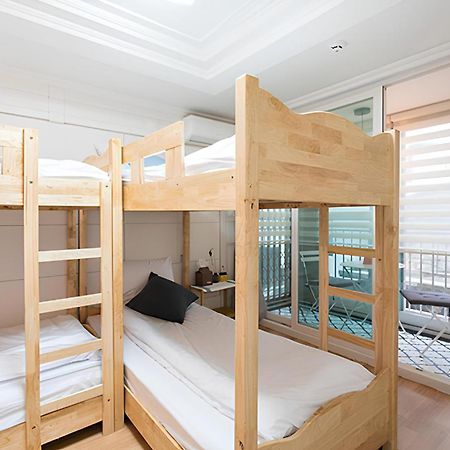 The Blossom Yeonnam Guesthouse Seoul Bagian luar foto