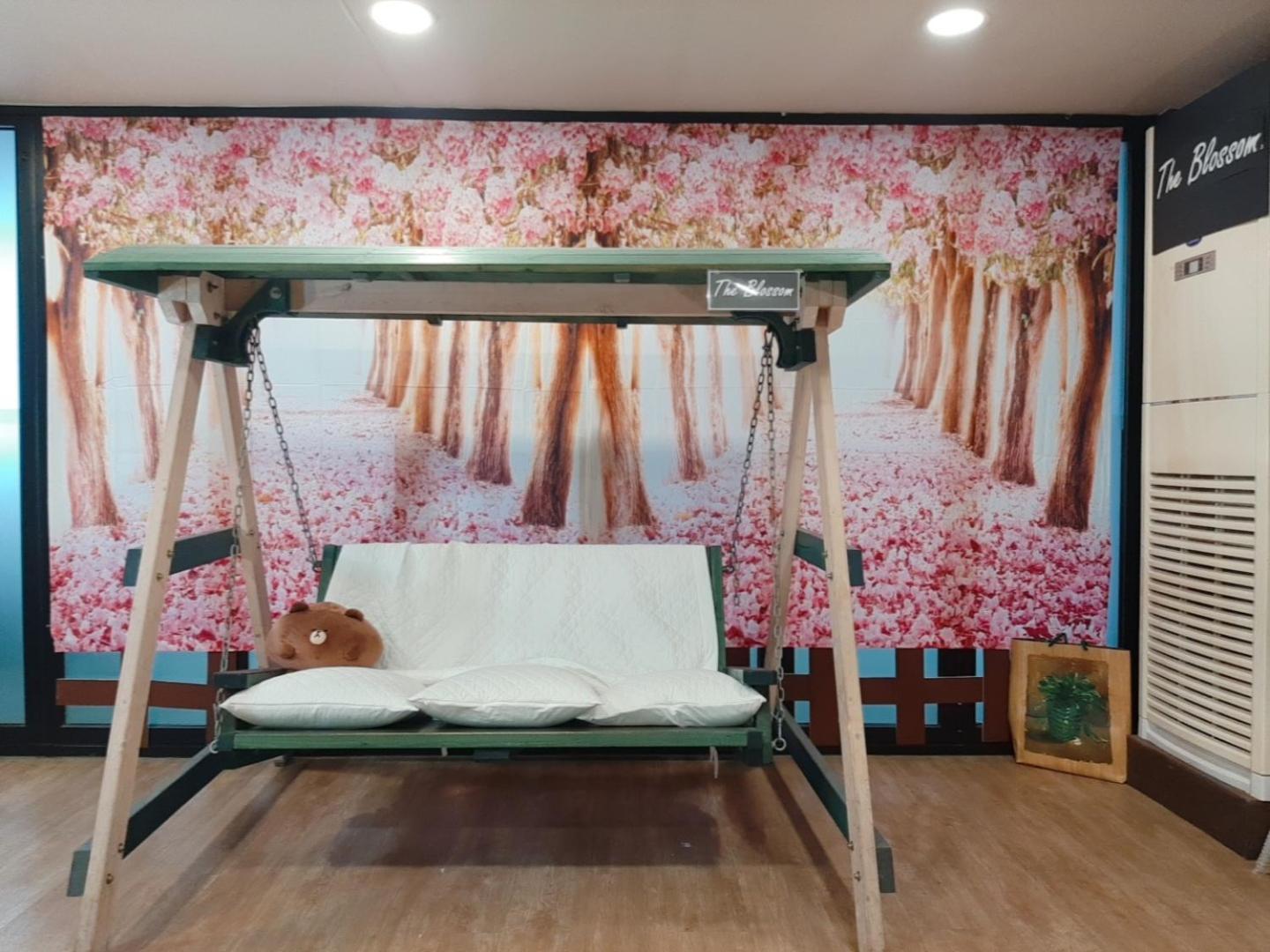 The Blossom Yeonnam Guesthouse Seoul Bagian luar foto