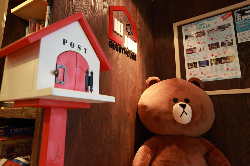 The Blossom Yeonnam Guesthouse Seoul Bagian luar foto